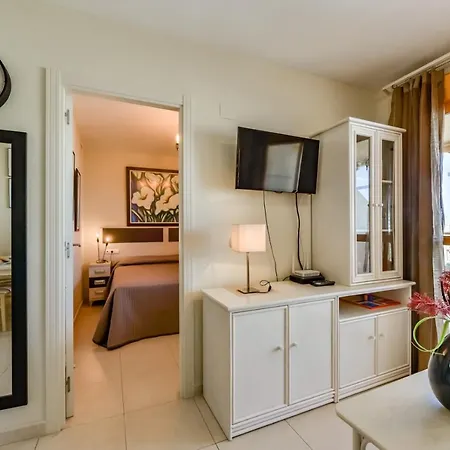 Apartamentos Ambar Beach شقة